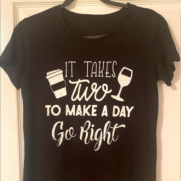 It takes two t-shirt - Picture 1 of 1